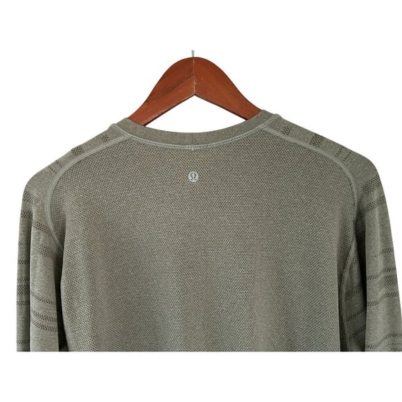 Lululemon Metal Vent Long Sleeve Tee Athletic T-Shirt Sage Green Size Large - Picture 7 of 8